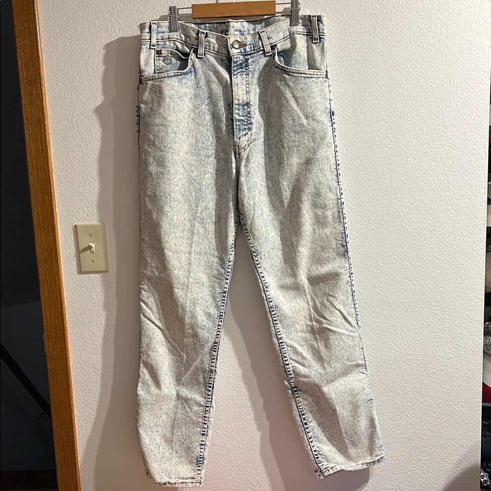 Totally 80’s Levi's Men's Silver Medal Straight Jeans - acid wash